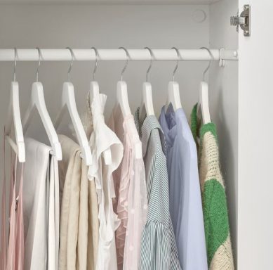 Percha blanca madera Ikea